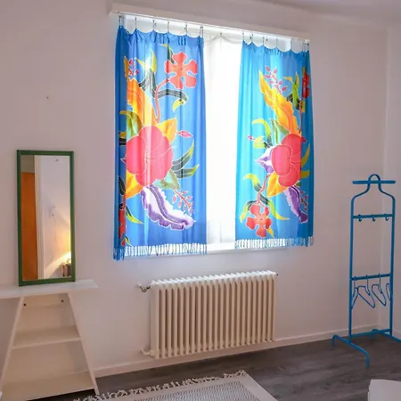 Cozy With Terrace Apartment *
