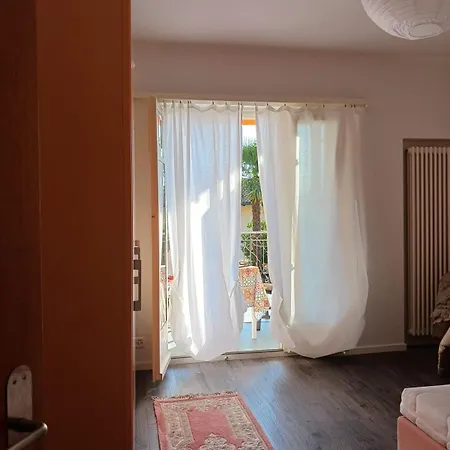 Cozy With Terrace Apartament Minusio